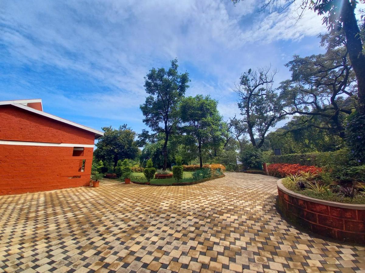 Serenity Resort Panhāla Exterior foto